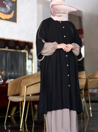 Abaya avec cape & boutons nacrés